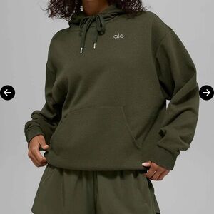 Alo Olive Green Hoodie authentic - new with tag